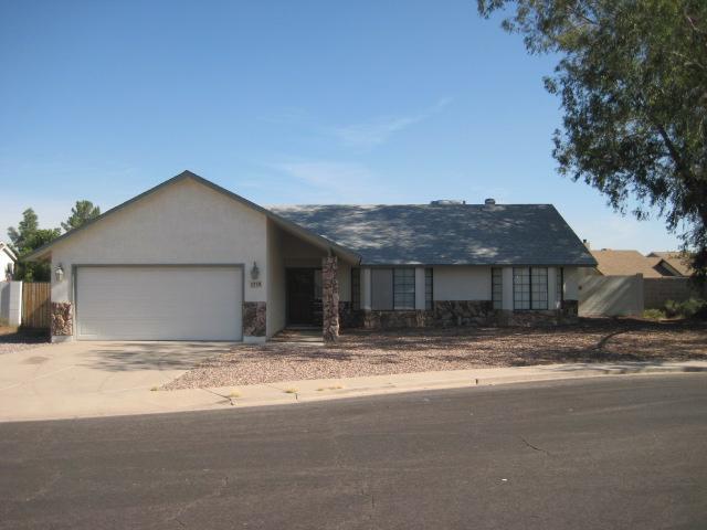 1719 N Papillon Cir., Mesa, AZ 85205