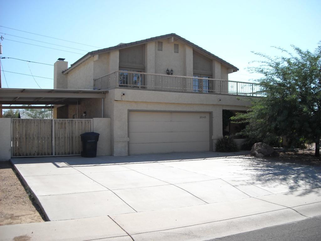 2045 N 63rd Pl., Mesa, AZ 85215