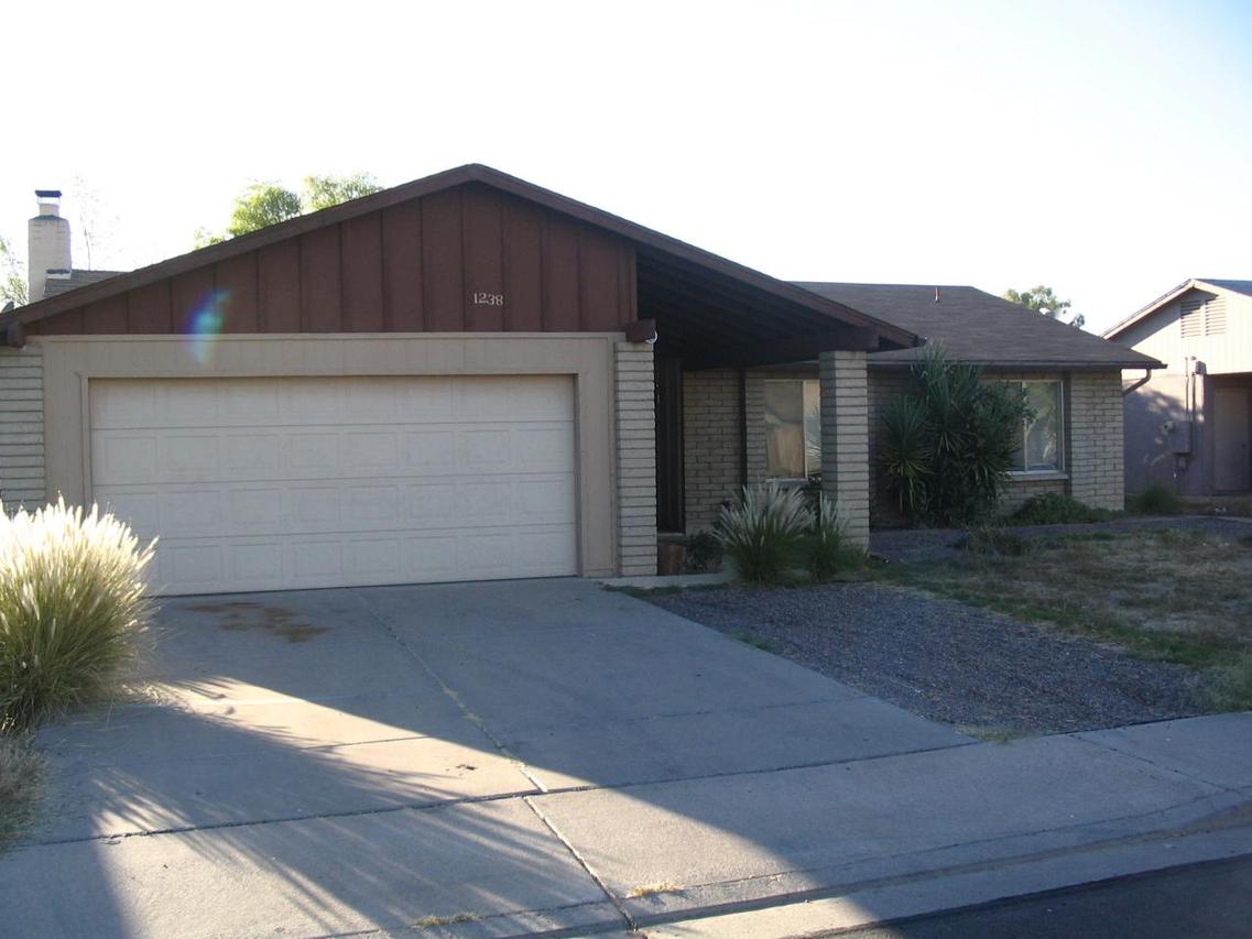 1238 S Briar St., Mesa, AZ 85204