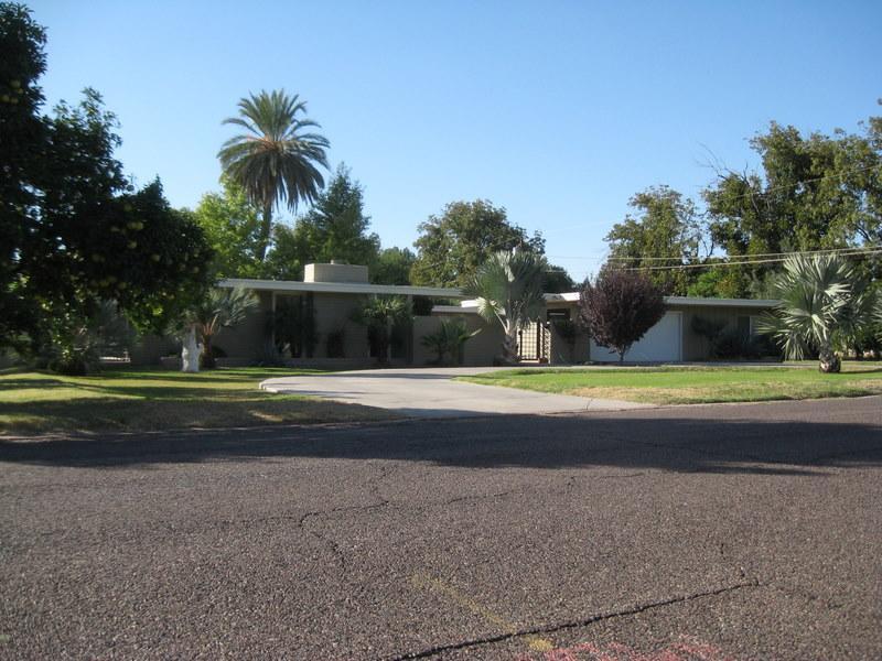 7046 N 2nd St., Phoenix, AZ 85020