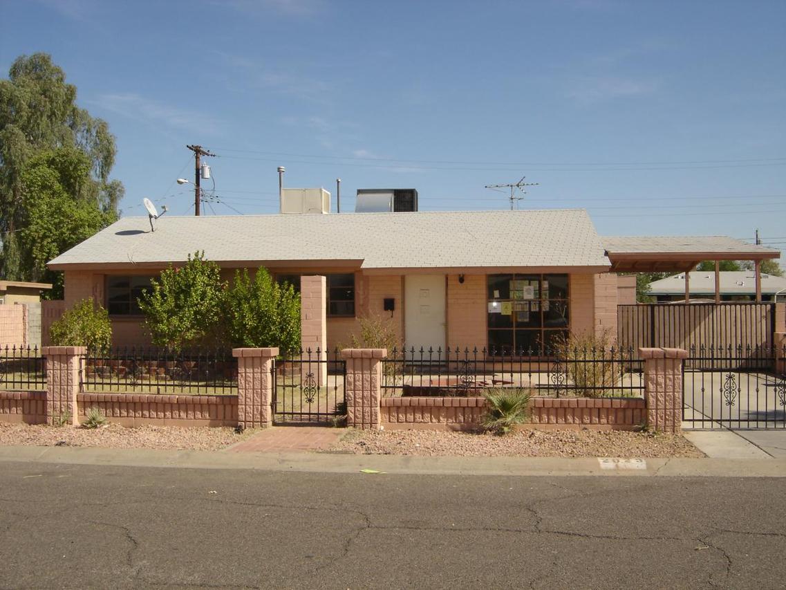 2023 N 38th Ave., Phoenix, AZ 85009