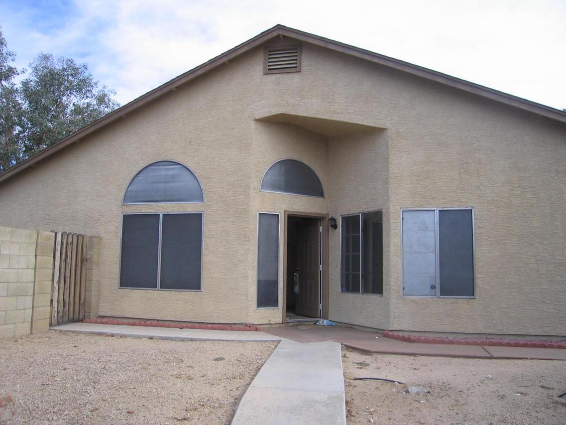 1702 E Carson Rd., Phoenix, AZ 85042