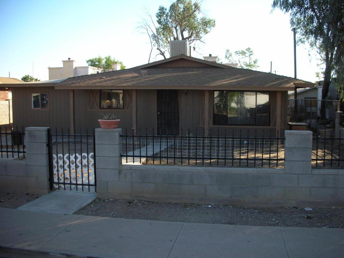 2731 E Willetta St., Phoenix, AZ 85008