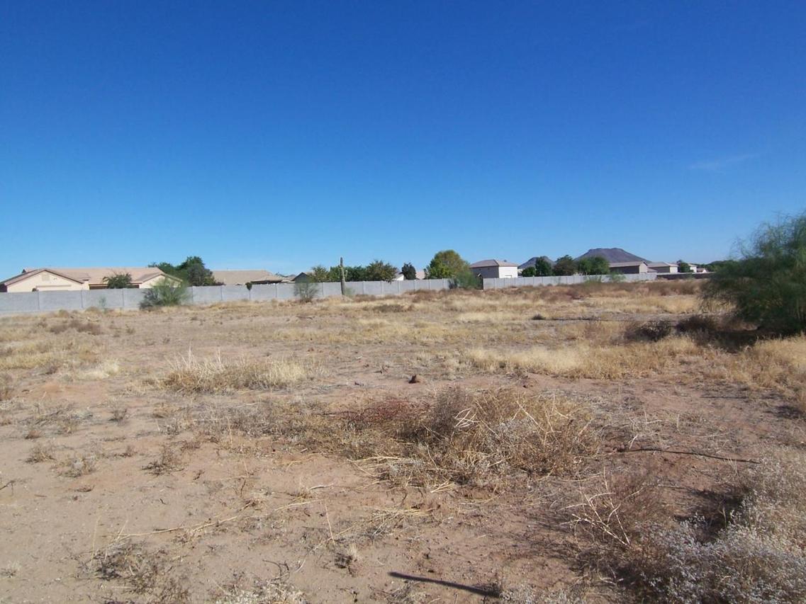 23847 N 83rd Ave., Peoria, AZ 85382