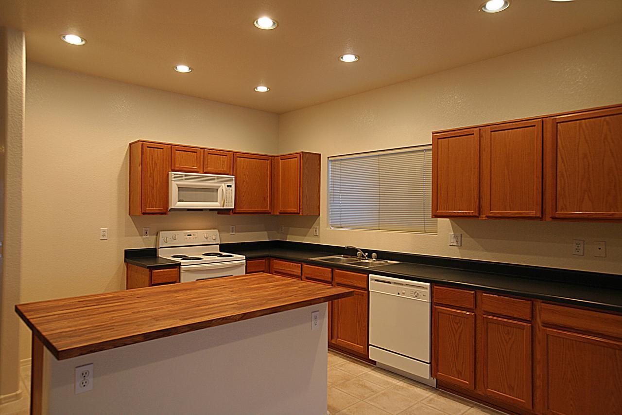 2517 W Mobile Ln., Phoenix, AZ 85041