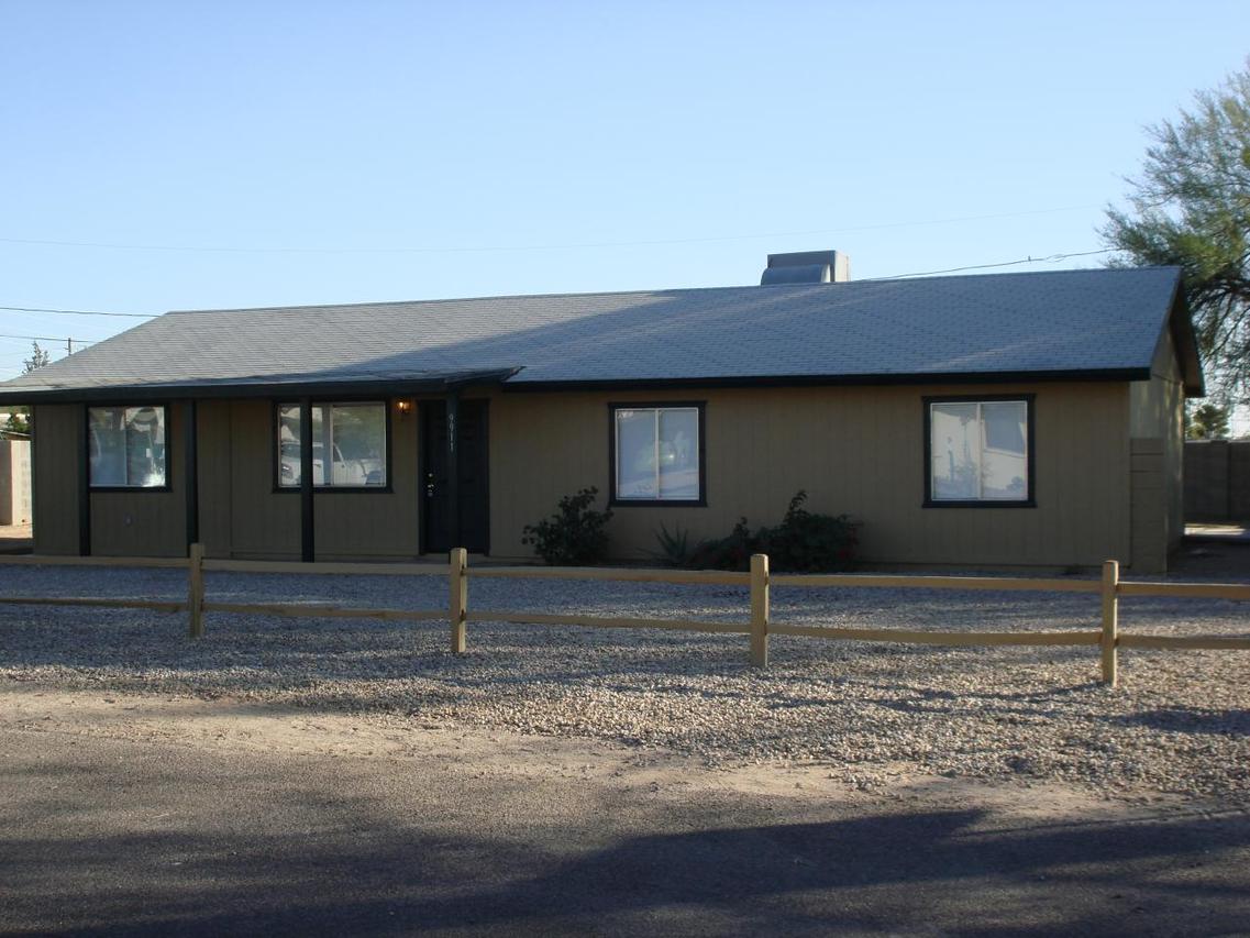 9911 E Magnolia St., Mesa, AZ 85207