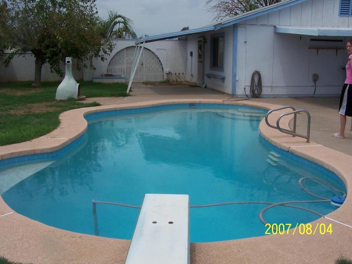 5407 S 46th St., Phoenix, AZ 85040