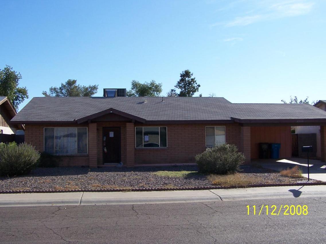 2933 W Bluefield Ave., Phoenix, AZ 85053