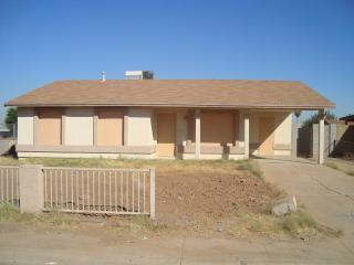 2040 W Mobile Ln., Phoenix, AZ 85041