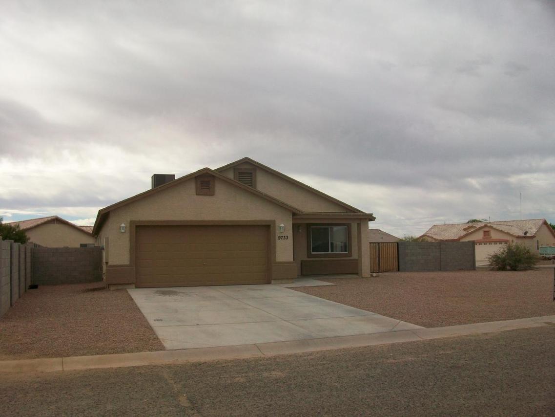 9733 W Lapaz Ln., Arizona City, AZ 85223