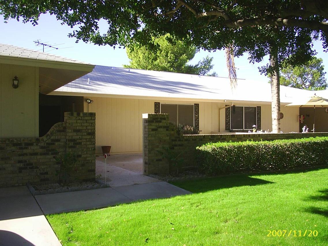 19210 N Lakeforest Dr., Sun City, AZ 85373