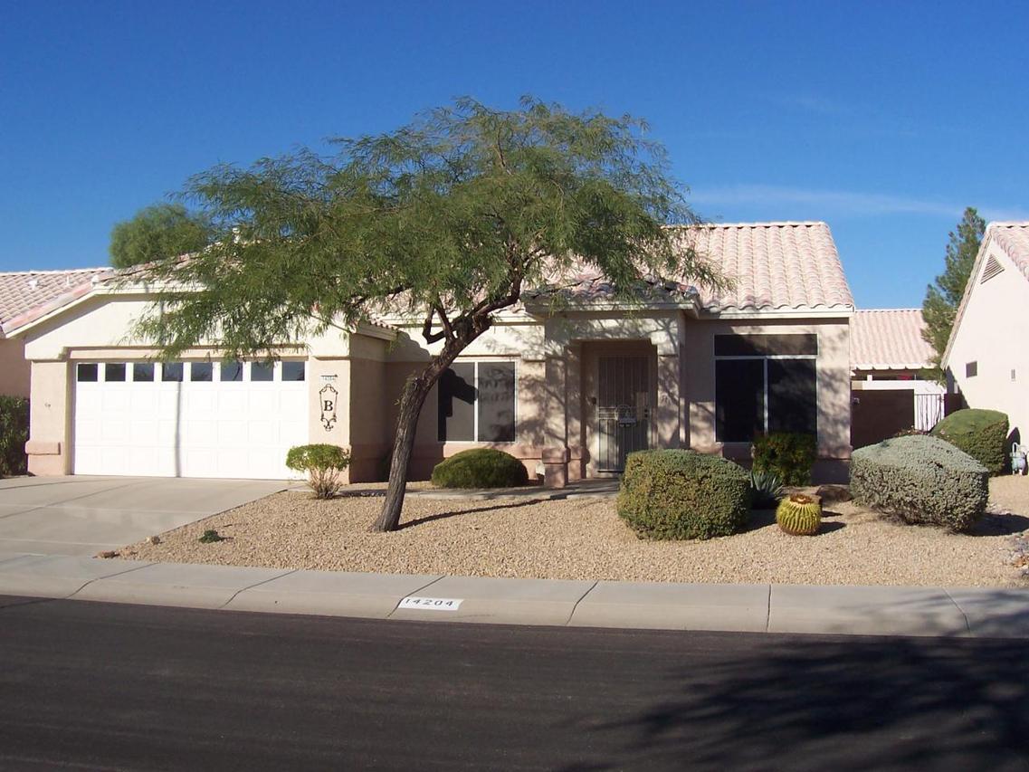 14204 W Caballero Dr., Sun City West, AZ 85375