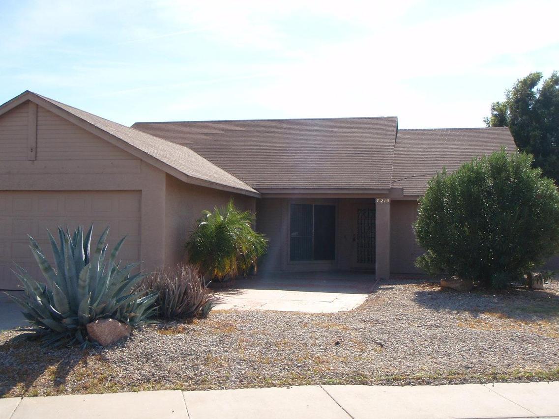 7219 W Tuckey Ln., Glendale, AZ 85303