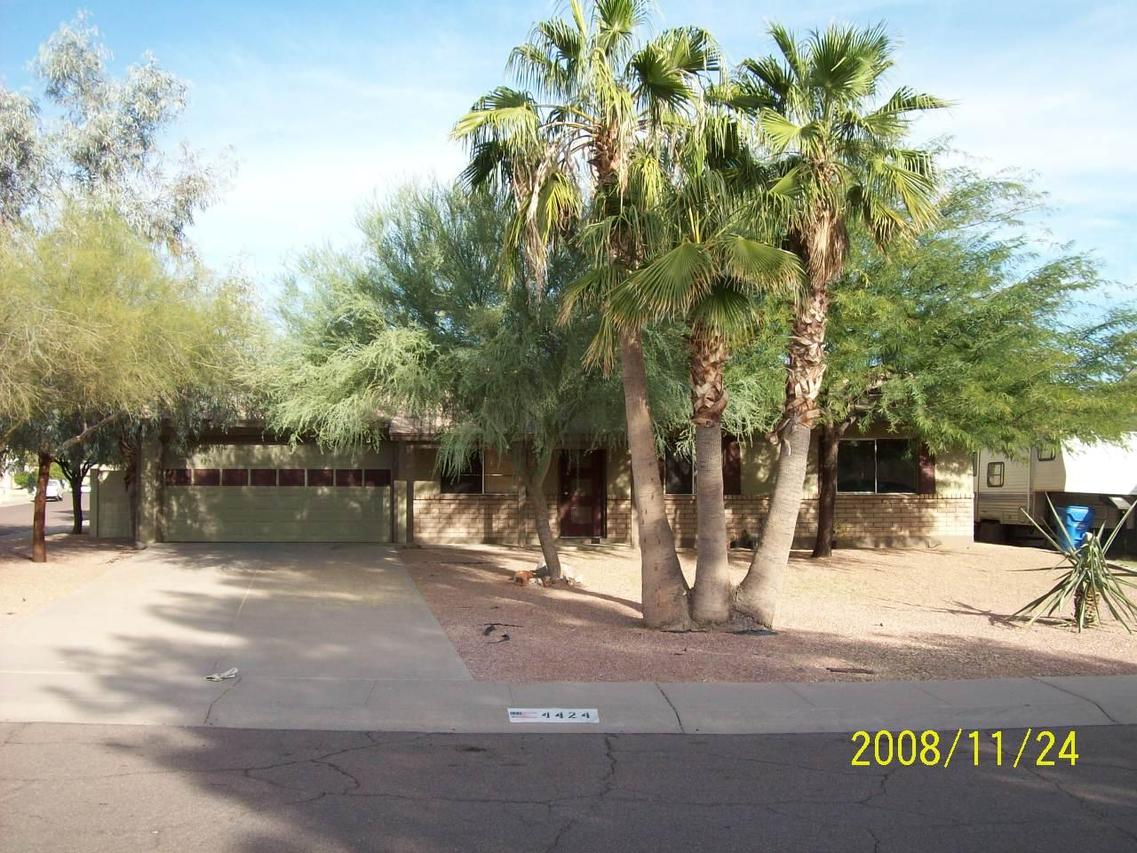 4424 E La Puente Ave., Phoenix, AZ 85044