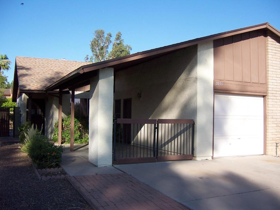 2051 S Las Palmas St., Mesa, AZ 85202