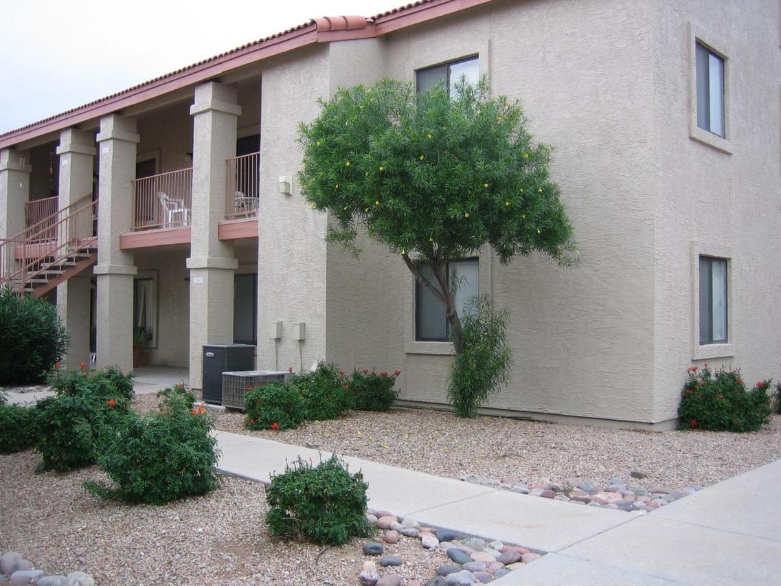 1440 N Idaho Rd. #1043, Apache Junction, AZ 85119