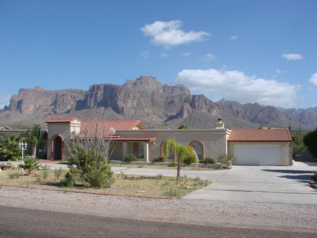 959 N Roadrunner Rd., Apache Junction, AZ 85119