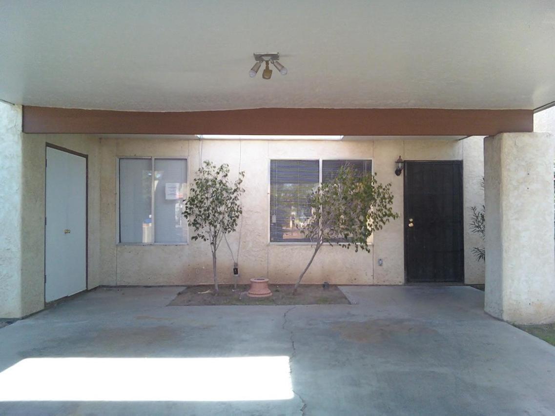 563 E Royal Palms Dr., Mesa, AZ 85203