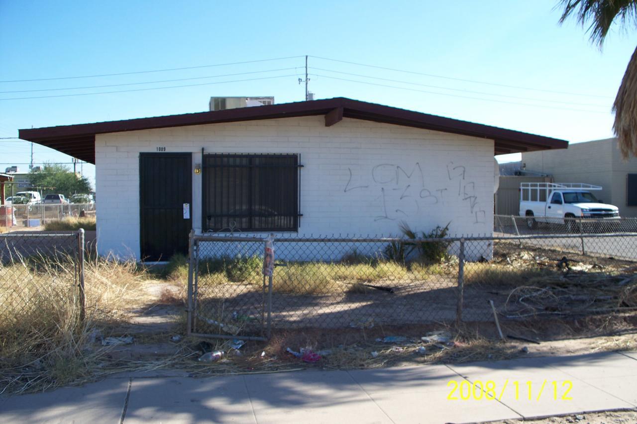 1009 S 3rd St., Phoenix, AZ 85004