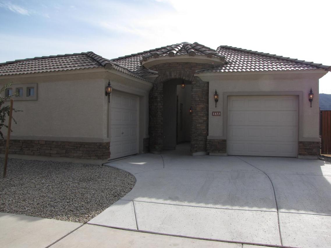 1433 E Constance Way, Phoenix, AZ 85042