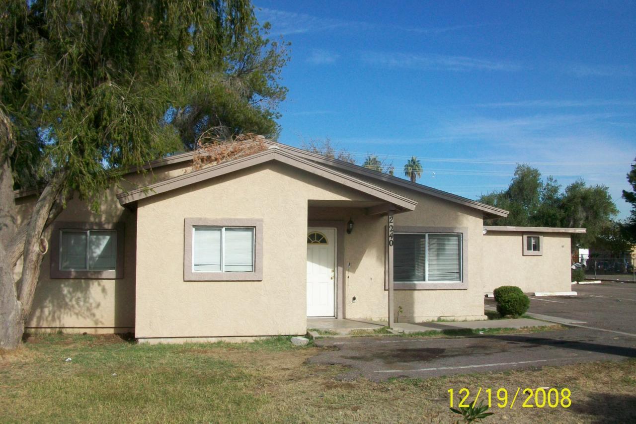 2240 W Morten Ave., Phoenix, AZ 85021