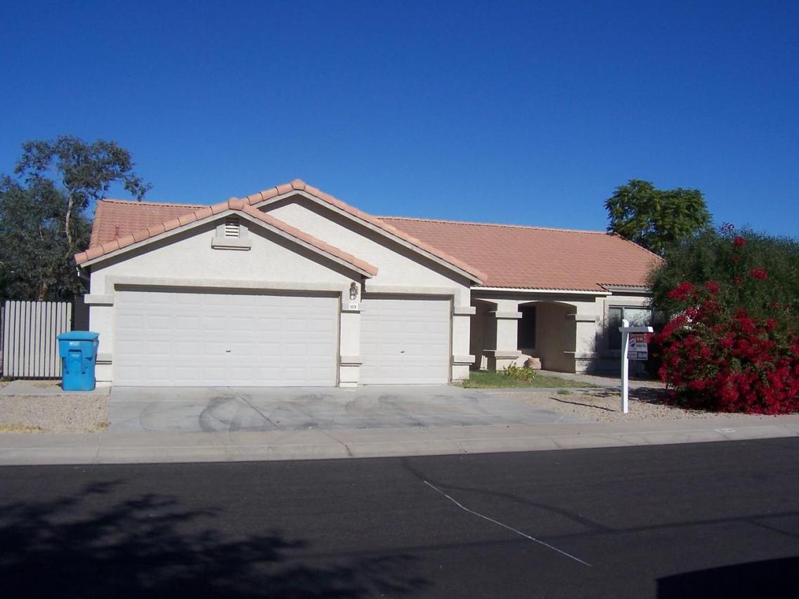 1624 E Carter Rd., Phoenix, AZ 85042