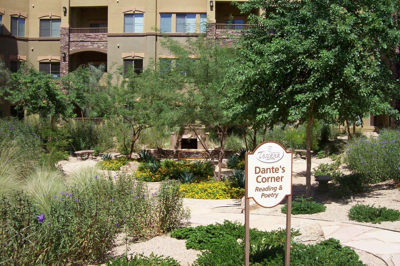 5450 E Deer Valley Dr. #1212, Phoenix, AZ 85054