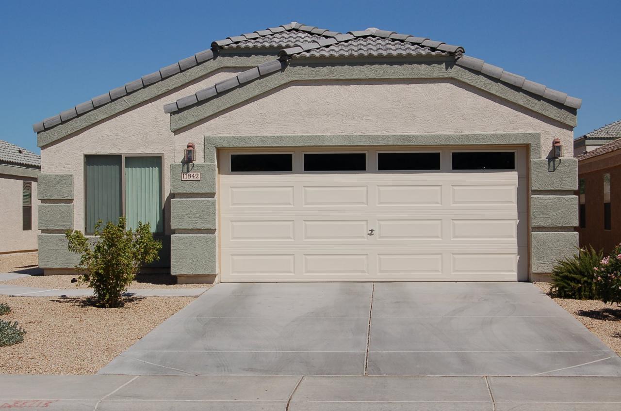 11842 W Port Royale Ln., El Mirage, AZ 85335