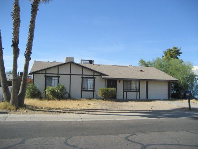 2208 N 60th Dr., Phoenix, AZ 85035