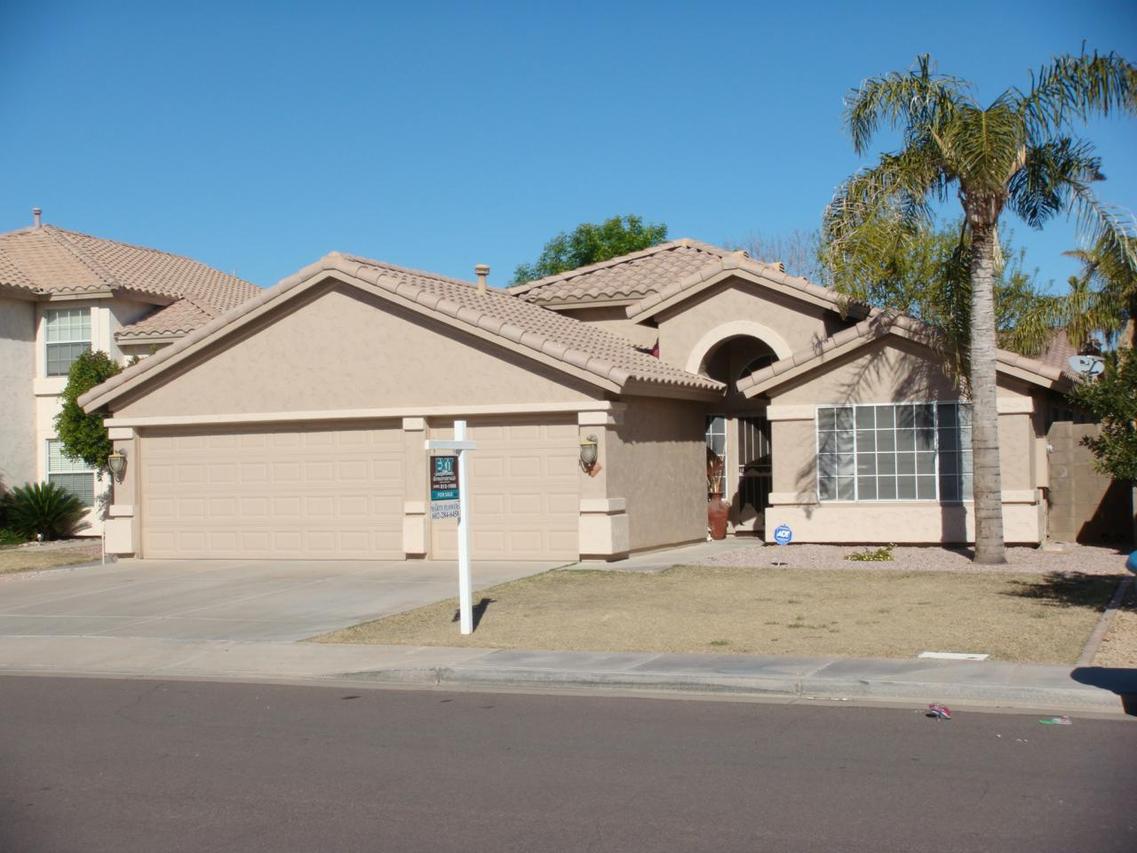 702 W Douglas Ave., Gilbert, AZ 85233