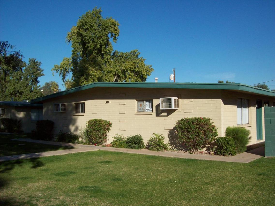 1033 S Mariana St., Tempe, AZ 85281