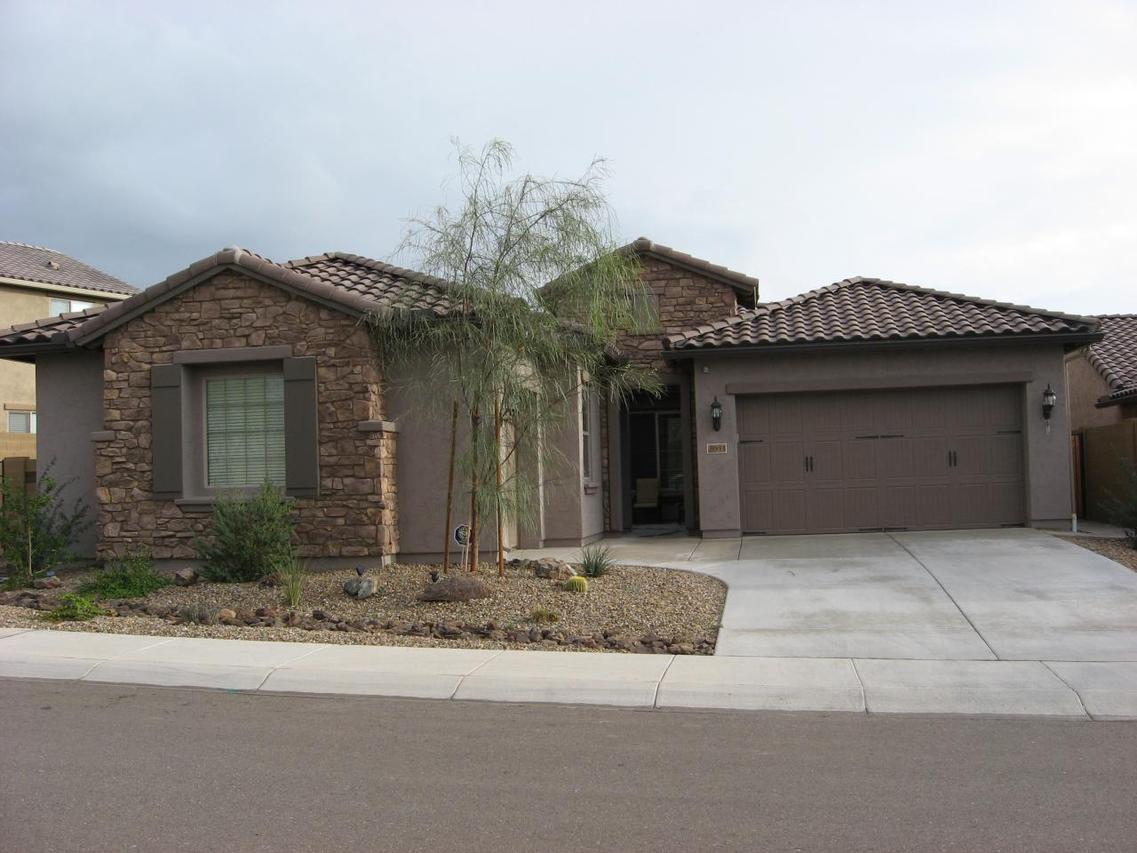 2013 W Steed Ridge, Phoenix, AZ 85085