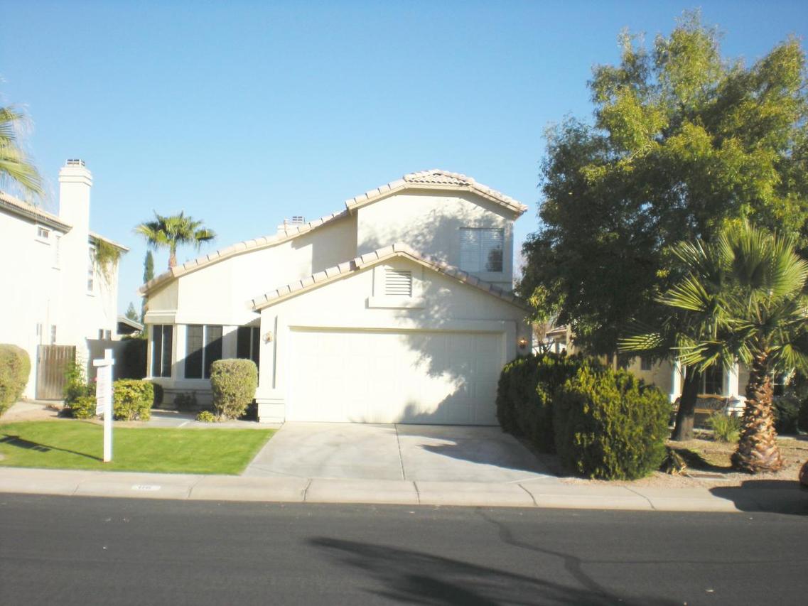 118 W Smoke Tree Rd., Gilbert, AZ 85233