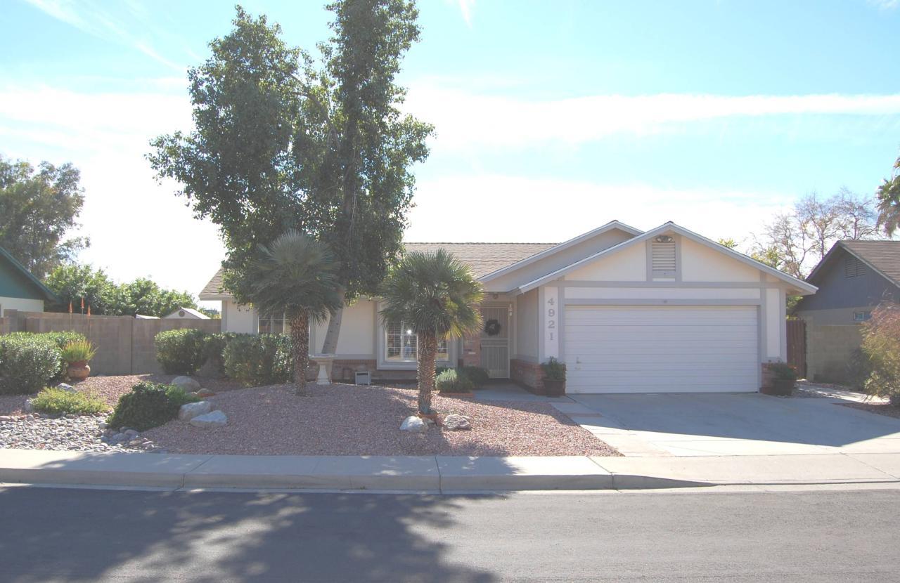 4921 E Encanto St., Mesa, AZ 85205