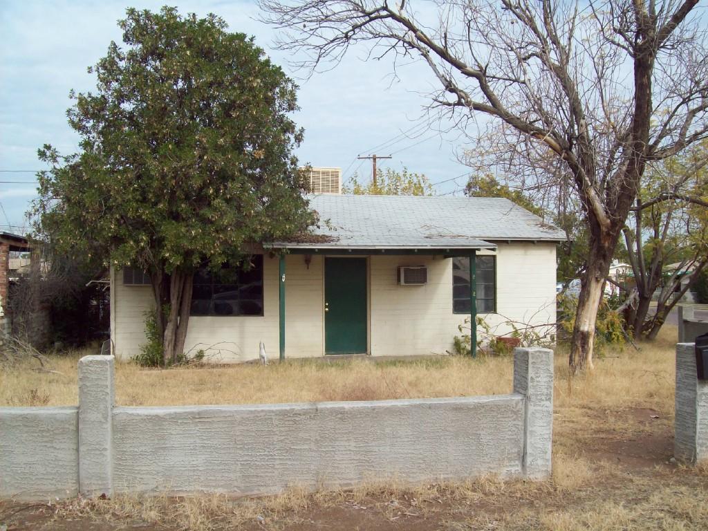 2102 W Lewis Ave., Phoenix, AZ 85009