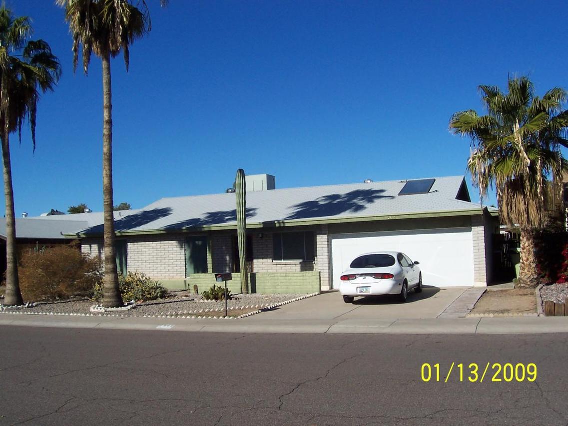 2942 W Michelle Dr., Phoenix, AZ 85053