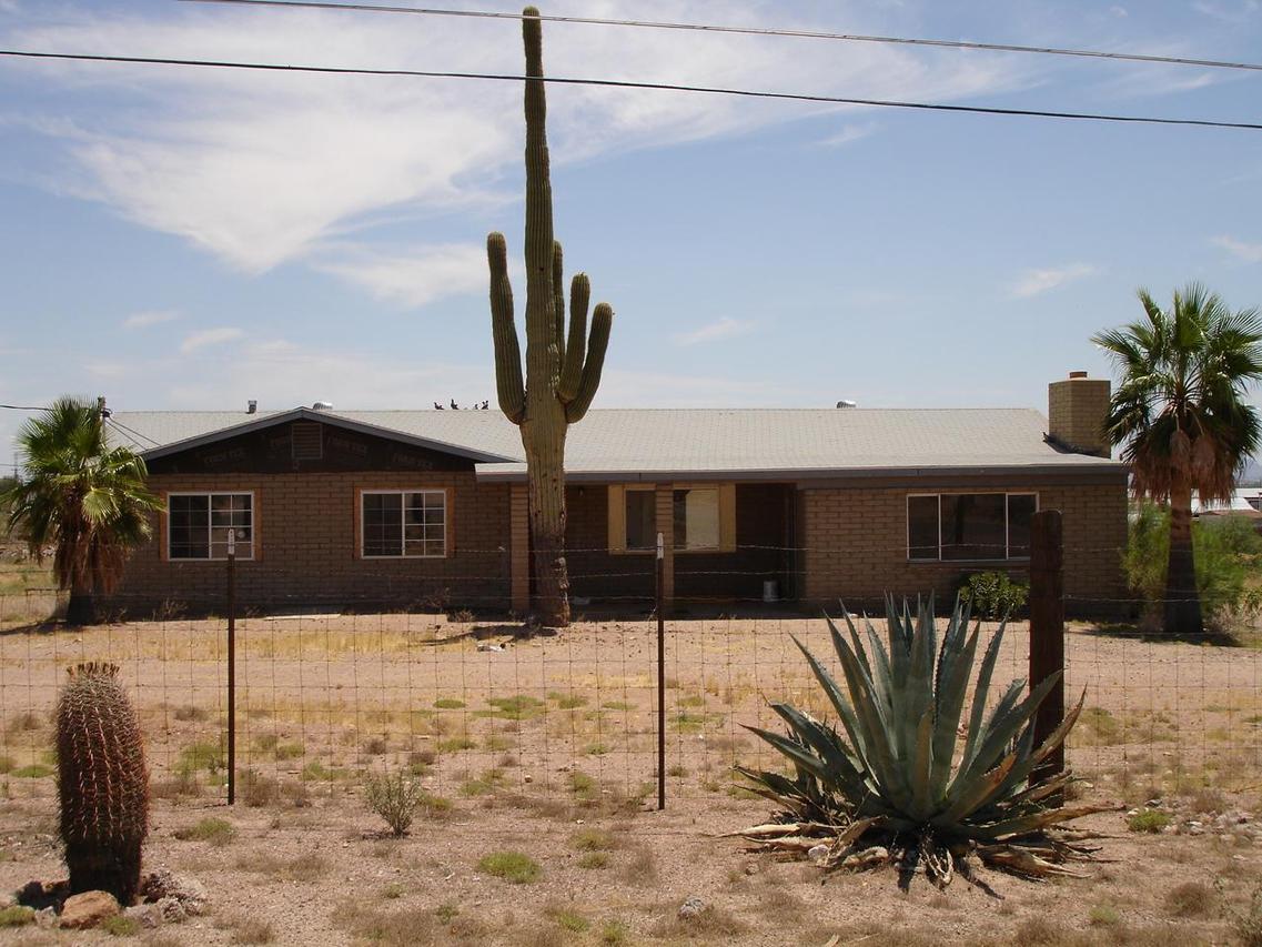915 W Frontier St., Apache Junction, AZ 85120
