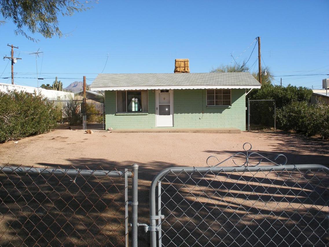 751 S Smythe Dr., Apache Junction, AZ 85120