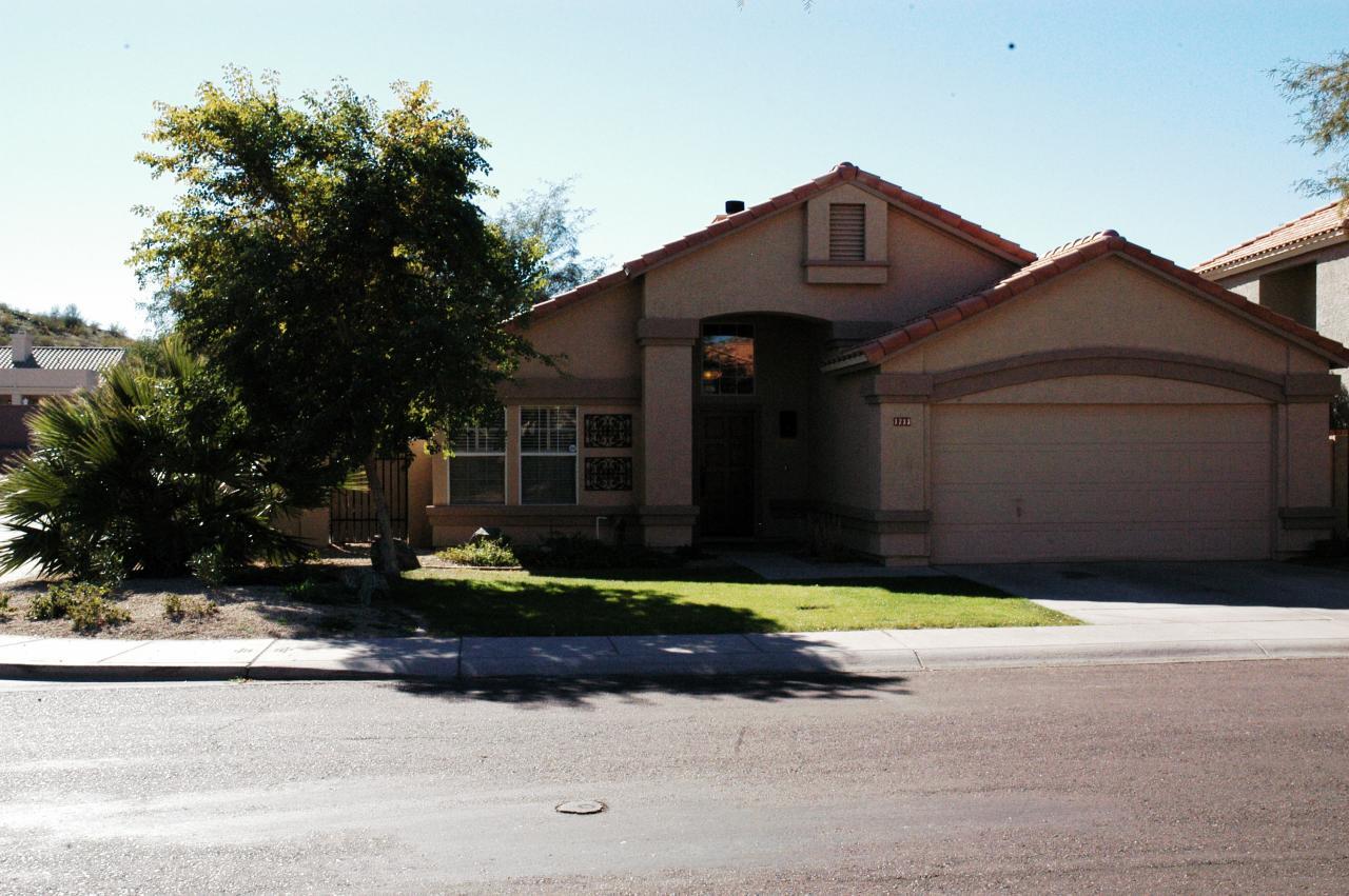 1233 E Windsong Dr., Phoenix, AZ 85048