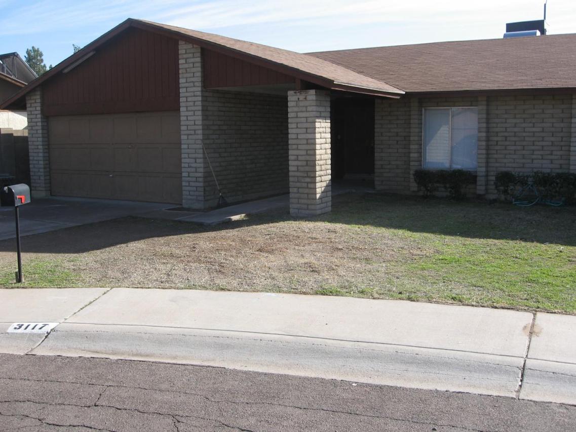 3117 W Woodridge Dr., Phoenix, AZ 85053