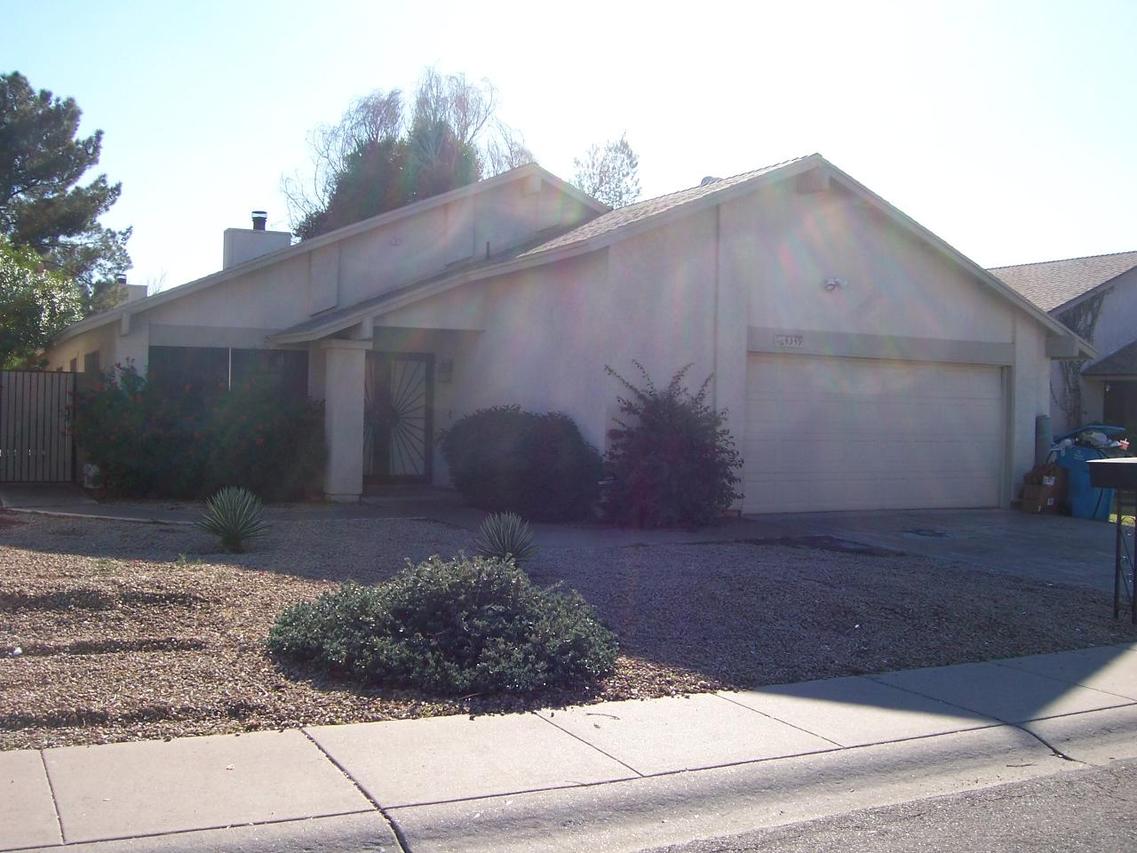 4349 W Morrow Dr., Glendale, AZ 85308