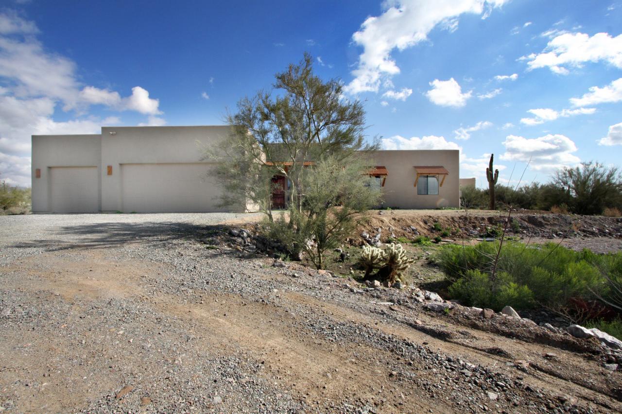 48423 N 24th Ln., New River, AZ 85087