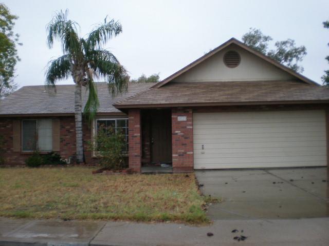 4819 E Evergreen St., Mesa, AZ 85205