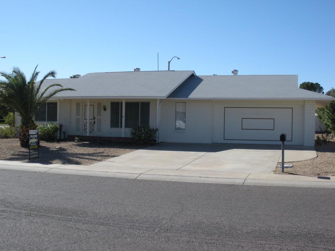 17602 N Conestoga Dr., Sun City, AZ 85373