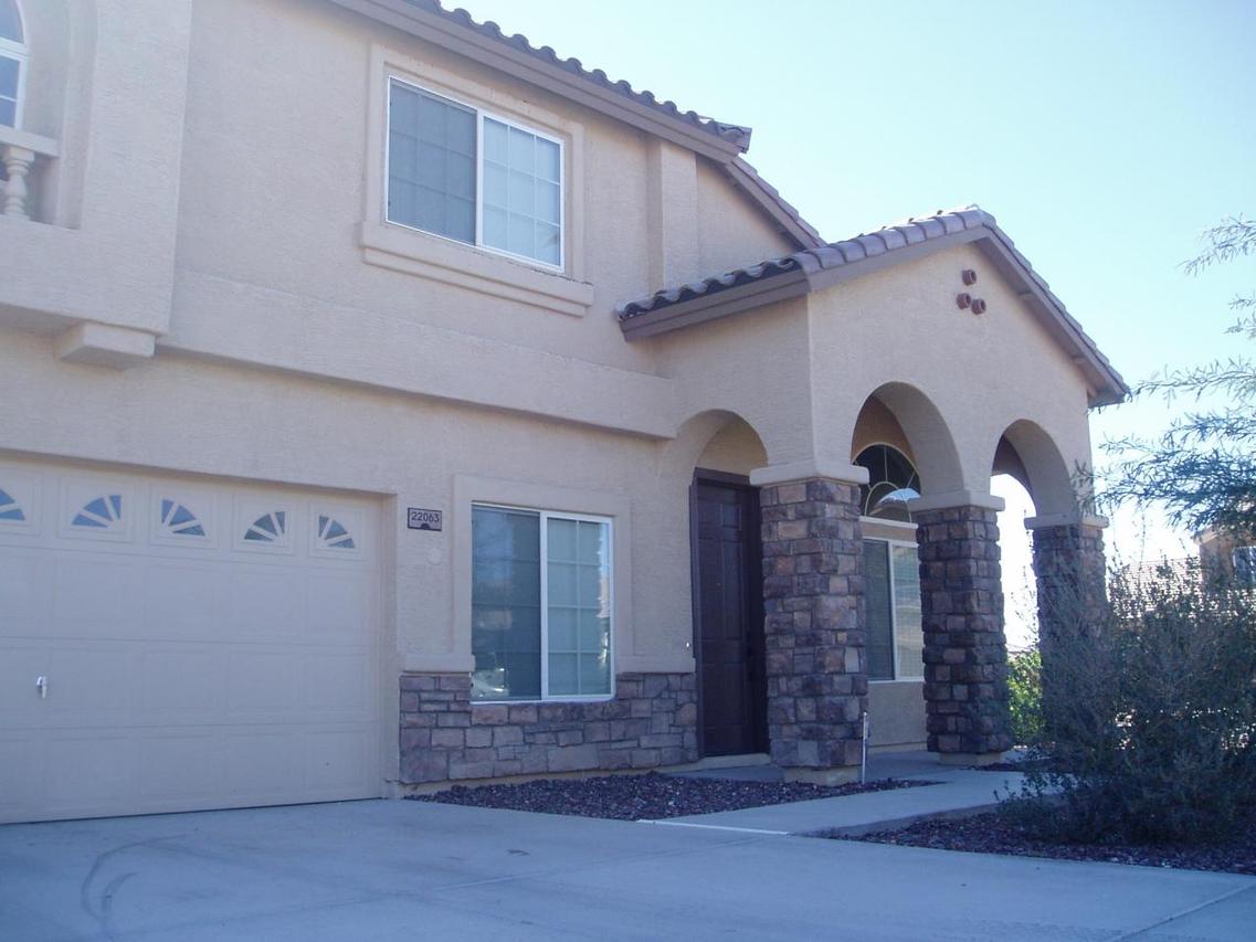 22063 W Moonlight Path, Buckeye, AZ 85326