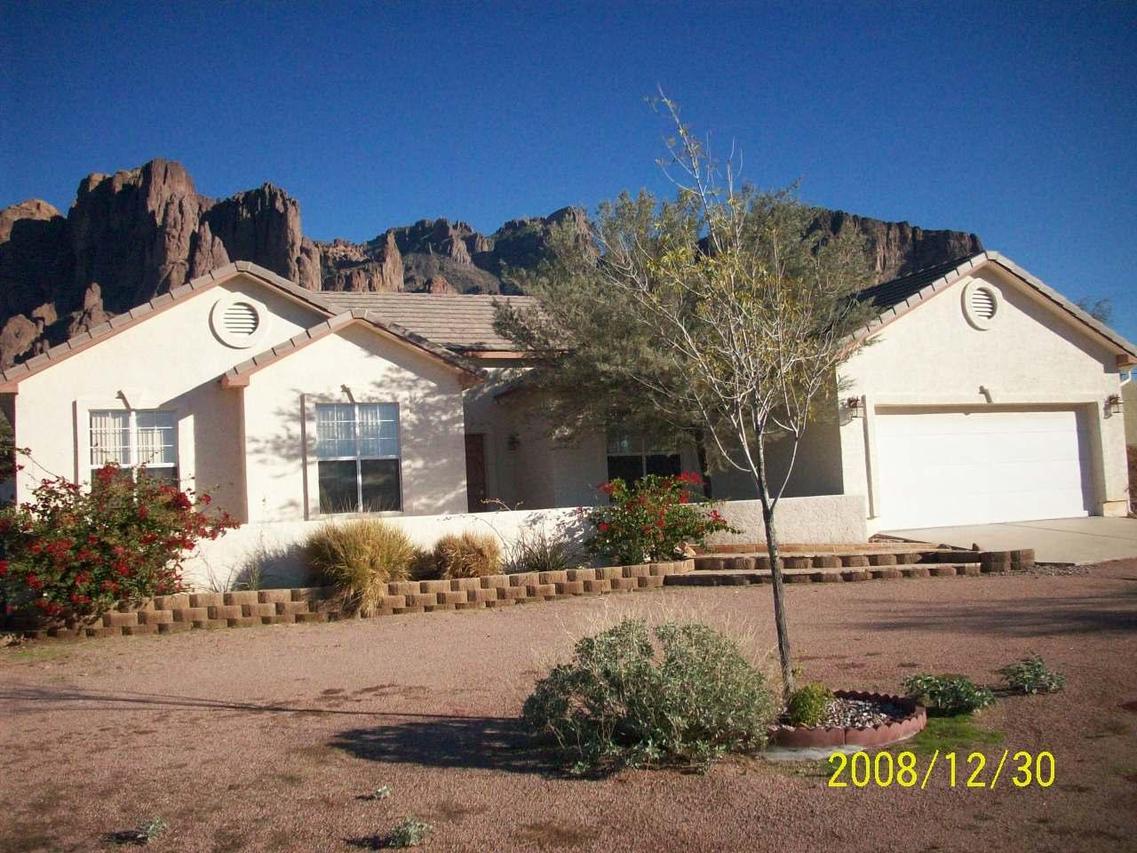 5946 E Mining Camp St., Apache Junction, AZ 85119