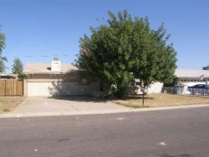 2520 E Anderson Dr., Phoenix, AZ 85032