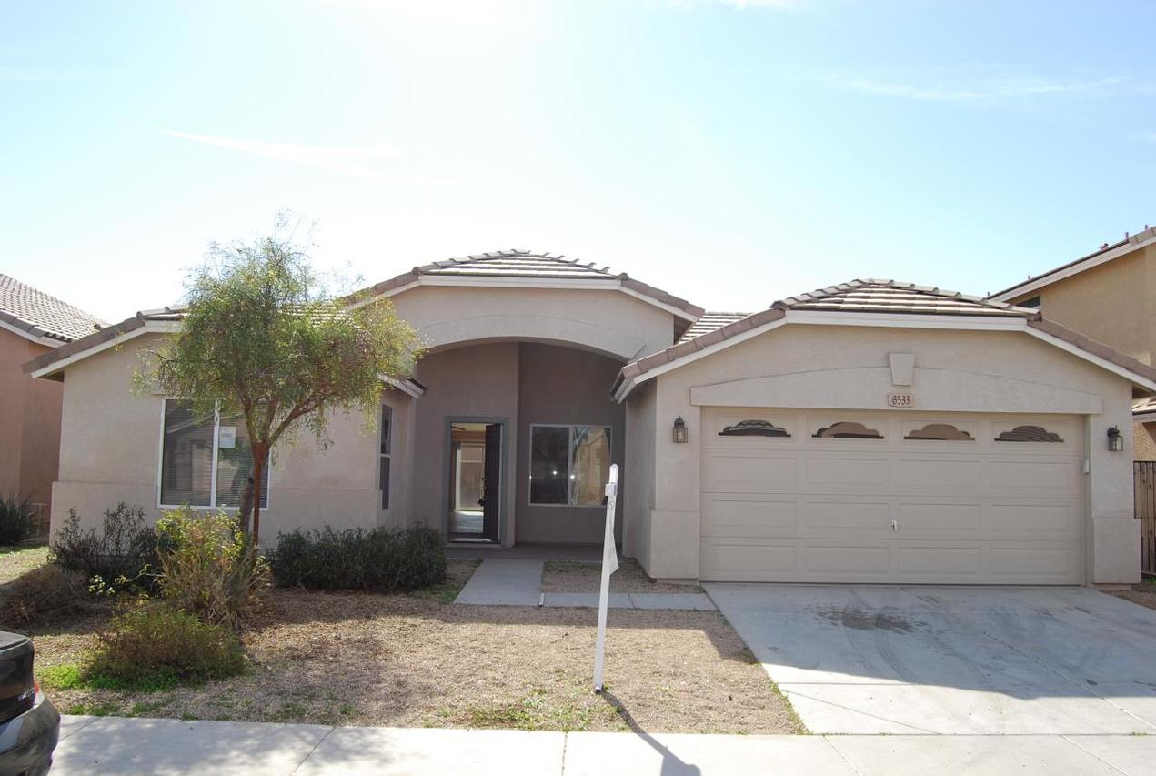 6533 W Gross Ave., Phoenix, AZ 85043