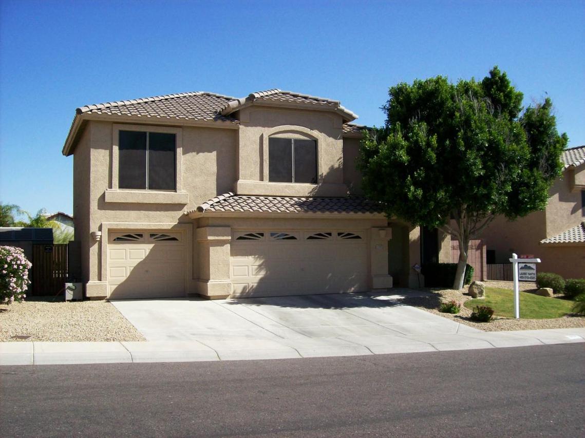 1717 E Potter Dr., Phoenix, AZ 85024