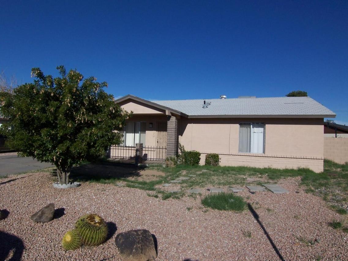 3902 W Camino Acequia, Phoenix, AZ 85051